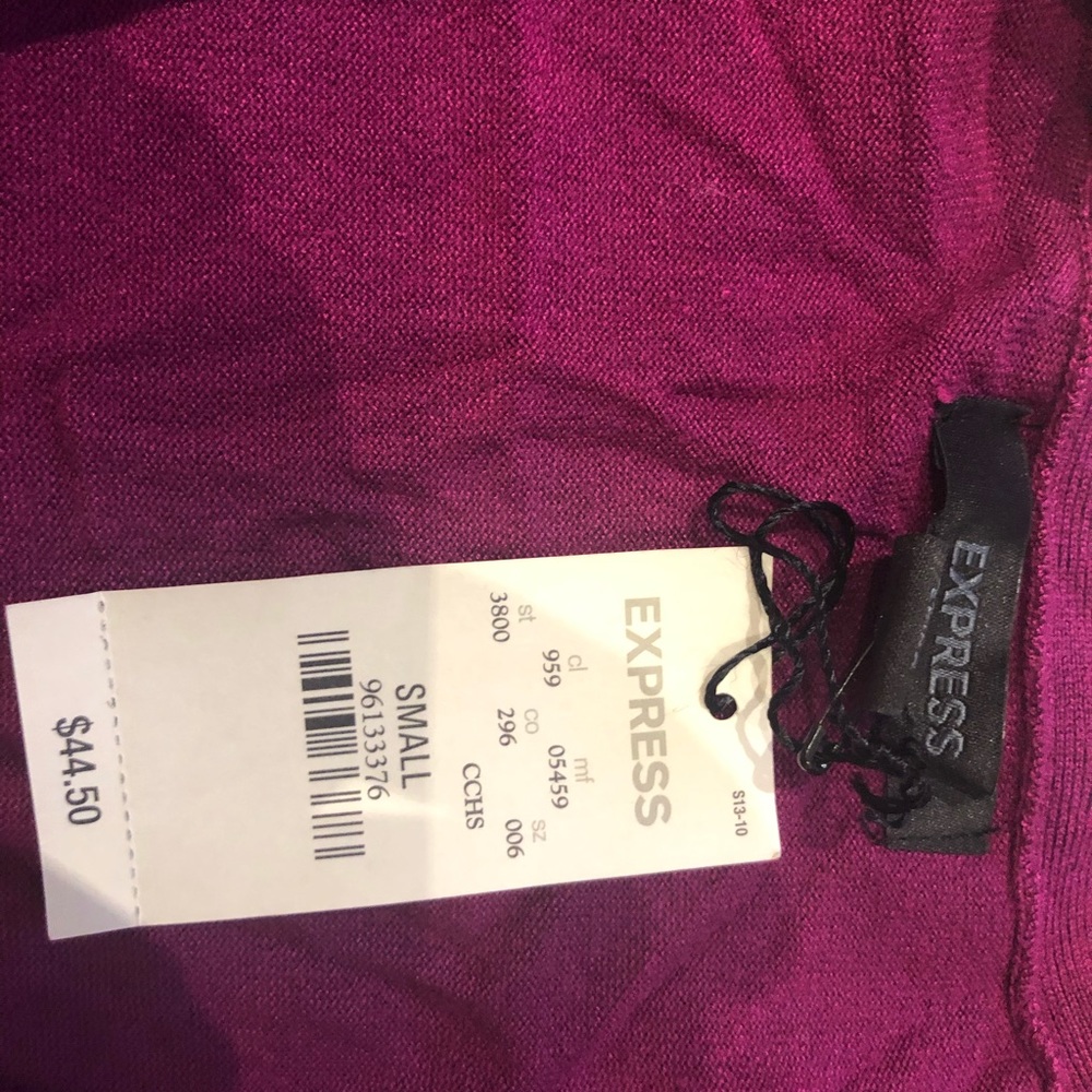 Top - Picture 2 of 3